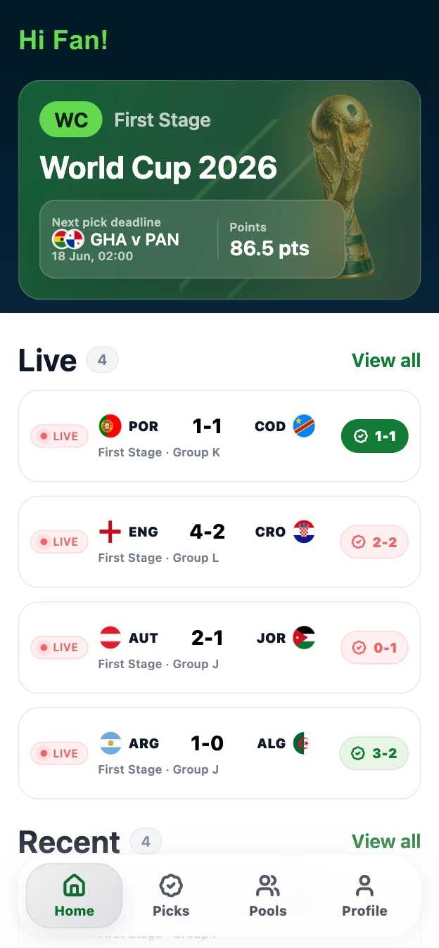 PickScore mobile home screen